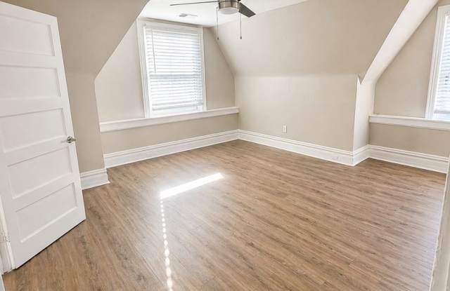5817 Alder Street Gallery 2