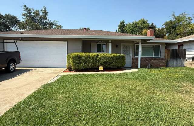 3 bed 2 bath available in Sacramento! photos photos
