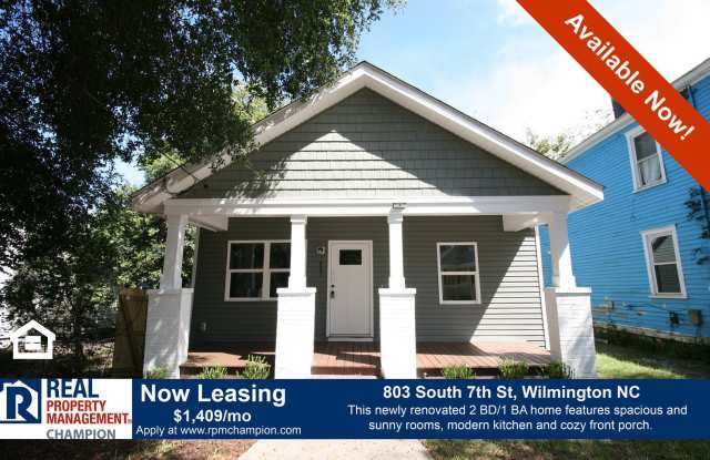 Charming 2BR/1BA Home w/Original Hardwoods and Fenced Yard Gallery 1