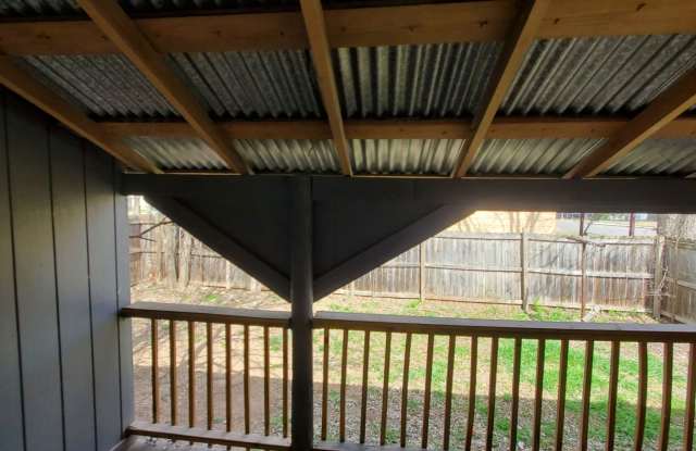 Beautiful 3-Bed Home in Schertz! Gallery 3