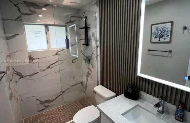 201 Columbus Pkwy photos photos