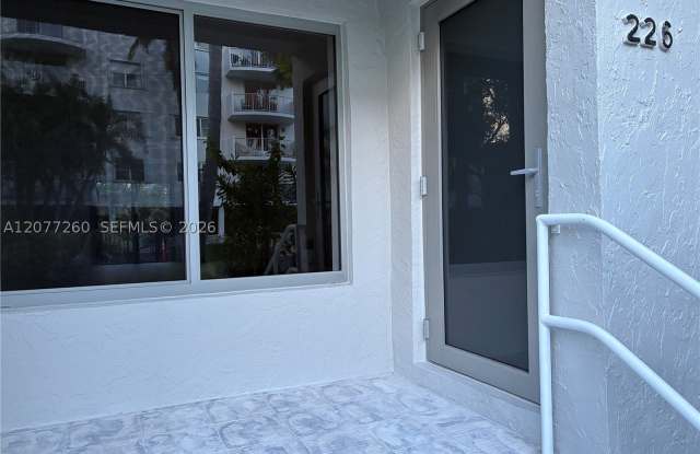 226 Sea View Dr Gallery 3
