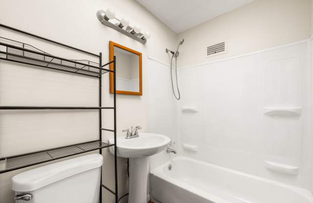 1822 West Eleanor Street photos photos 1822 West Eleanor Street photos photos