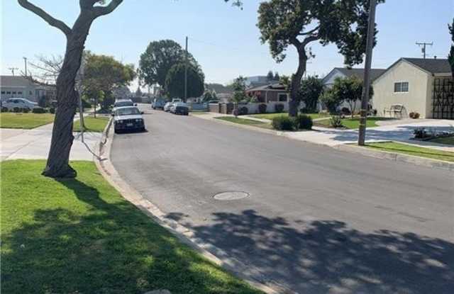 21428 Meyler Street Gallery 2