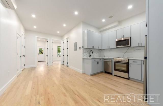 1276 Jefferson Avenue Gallery 1