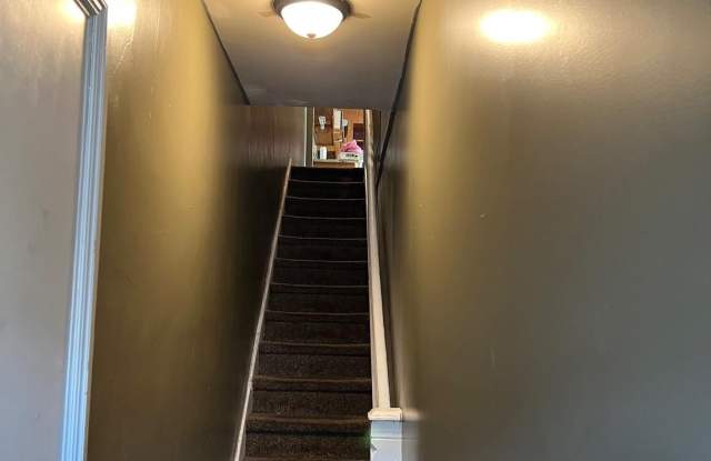 1035 N 10TH Street photos photos