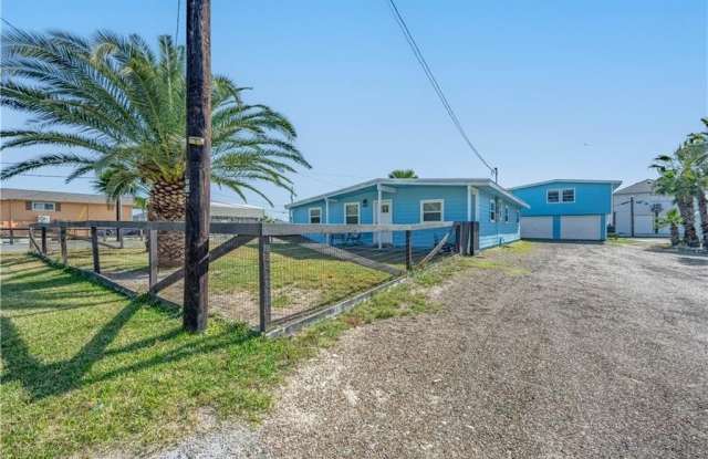622 S Sandpiper photos photos
