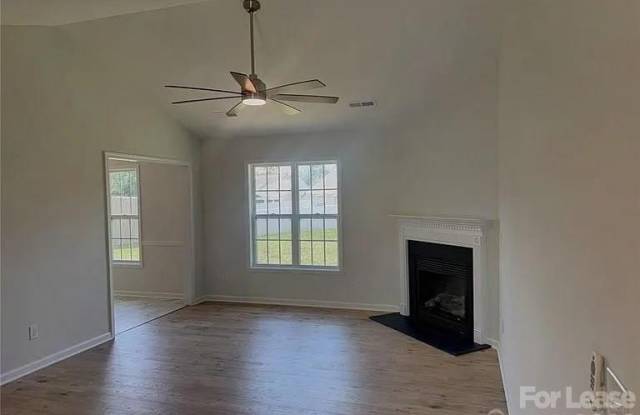 5828 Huckleberry Court Gallery 3