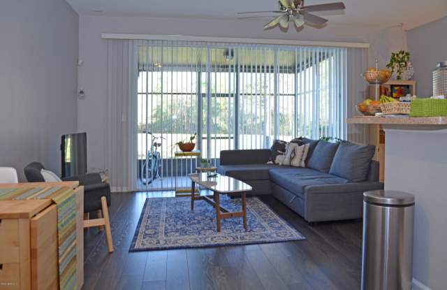 5740 SANDSTONE WAY Gallery 2
