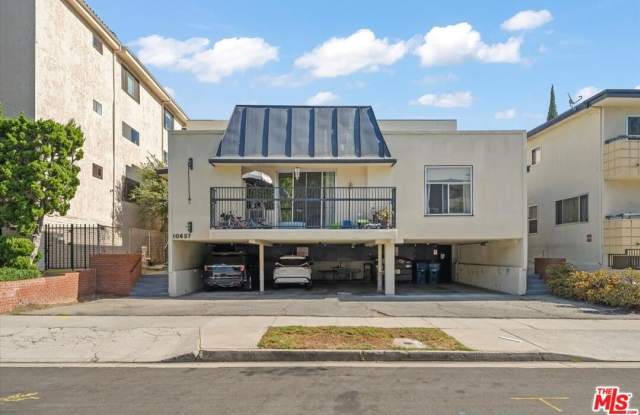 10657 Holman Ave photos photos