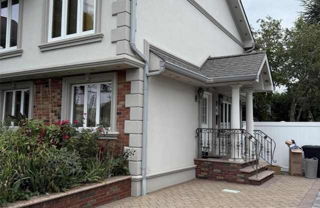548 S Strong Avenue Gallery 2