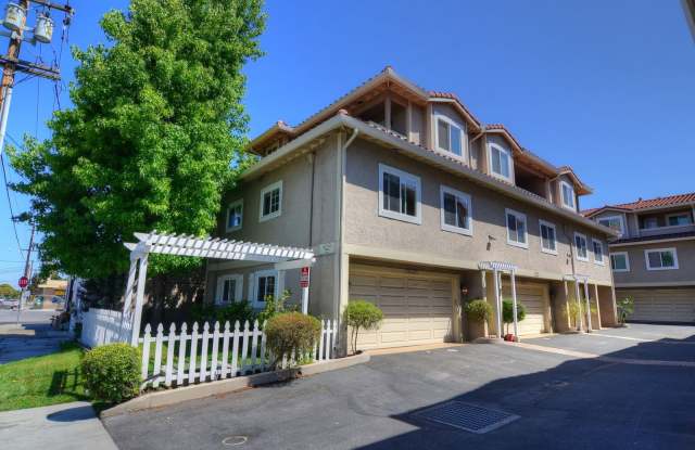 Excellent Santa Clara Location! Open Floor Plan! Granite Counters! photos photos Excellent Santa Clara Location! Open Floor Plan! Granite Counters! photos photos