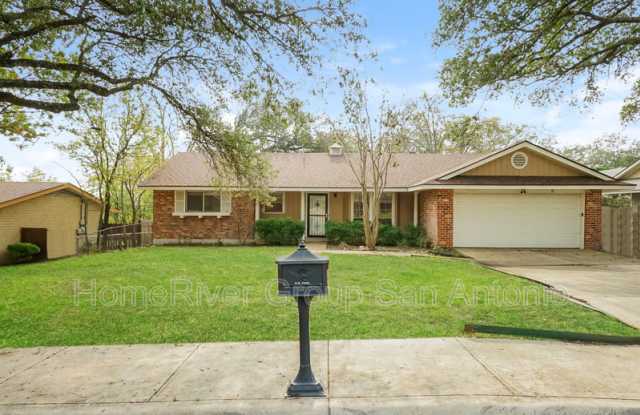 618 Coach Rd - 618 Coach Road, San Antonio, TX 78216