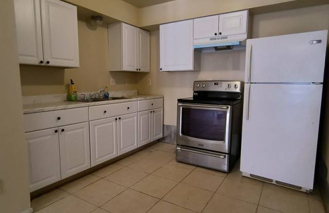 Spacious 3-Bedroom 2 Bathroom Apartment for Rent! photos photos