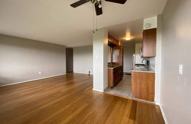 807 BARCLAY TOWERS photos photos