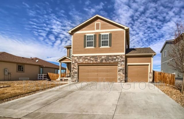2273 Saddle Back Court photos photos