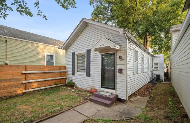 2 Bed 2 Bath Home Gallery 4