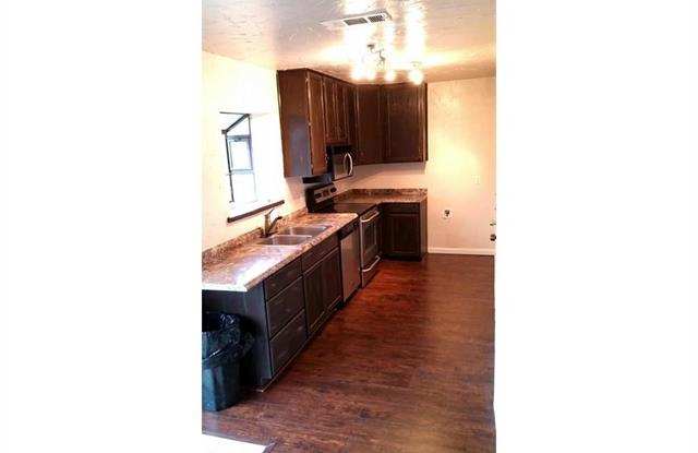 335 Oakwood Circle Gallery 4