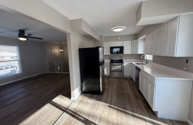 1001 Caroline Terrace photos photos