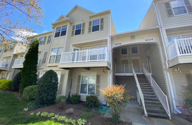 8206 Catbird Circle Unit 201 - 8206 Catbird Circle, Laurel Hill, VA 22079