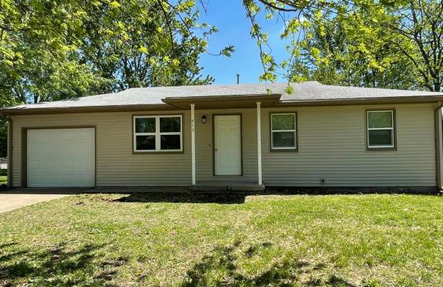 Close to Elementary School photos photos