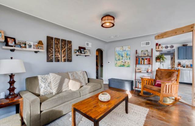 3901 West 25th Avenue Gallery 2