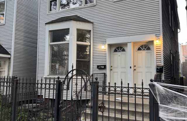 1727 W Roscoe St - 1727 West Roscoe Street, Chicago, IL 60657