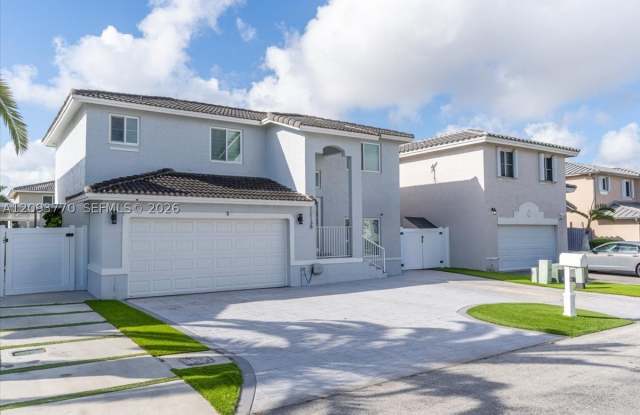 12138 SW 250th Ter Gallery 2