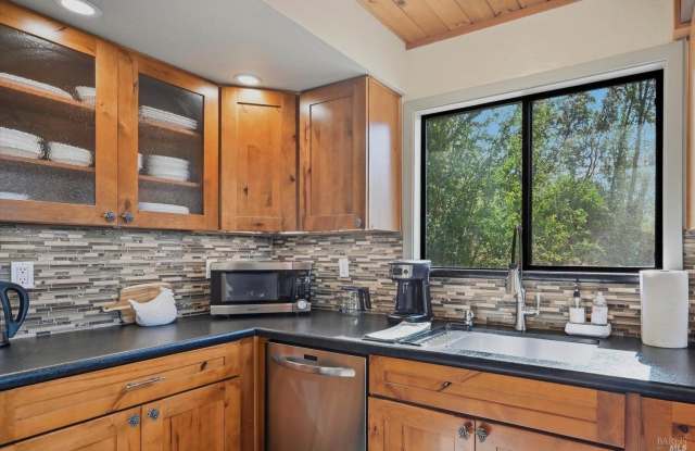 4405 Lake County Highway Gallery 4