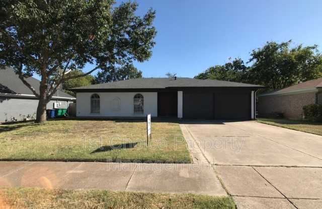 6040 Blueridge Dr - 6040 Blueridge Drive, Watauga, TX 76148