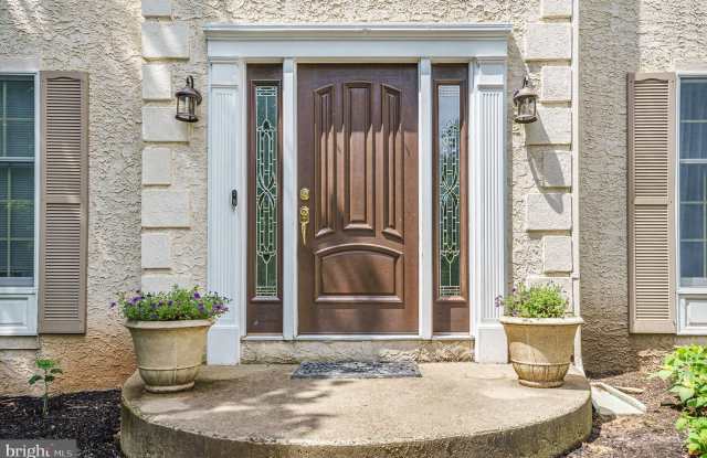 104 SPYGLASS DRIVE Gallery 3