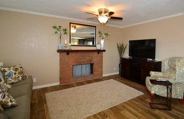 1960 Pima Drive North Gallery 3