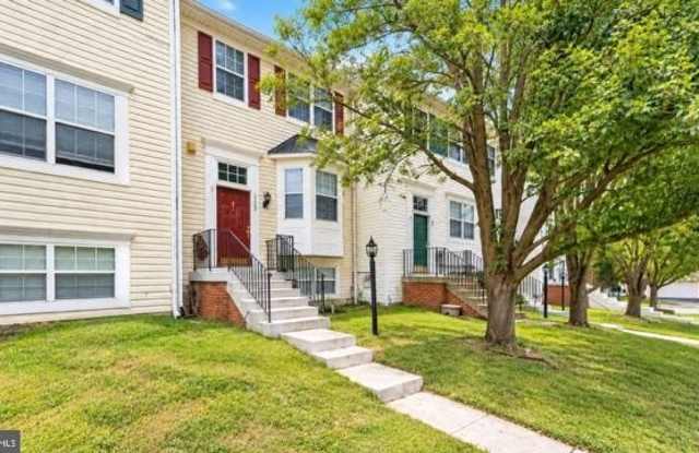 8708 FARNHAM Way Gallery 2