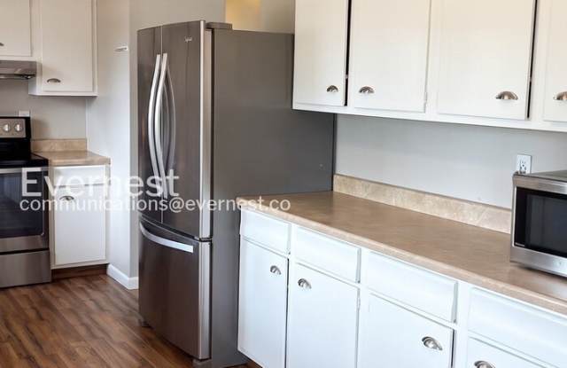 1629 26th Avenue Court Gallery 3