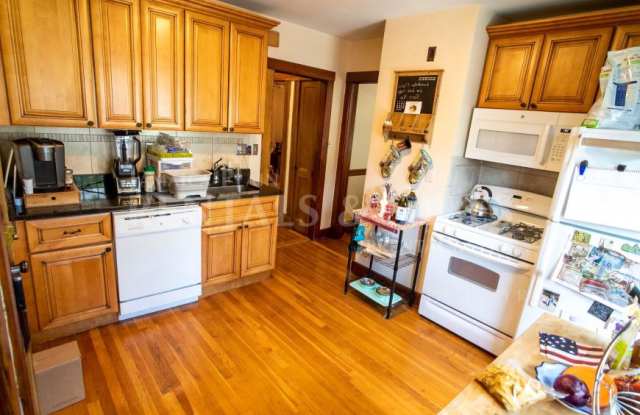 218 Arborway - 218 Arborway, Boston, MA 02130