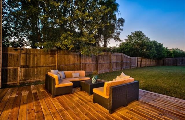 4611 Lyra CIR - 4611 Lyra Circle, Austin, TX 78744