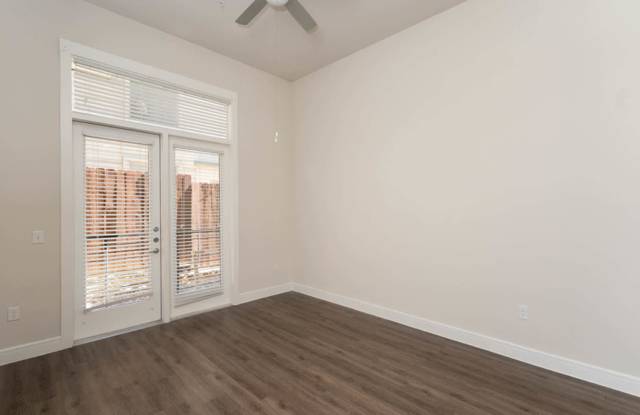 Flora Apartments Gallery 3