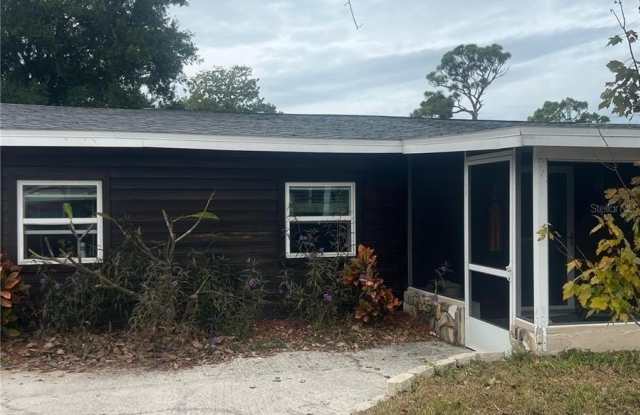 9596 67TH STREET N - 9596 67th Street, Pinellas Park, FL 33782