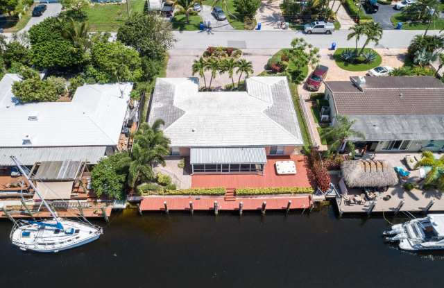 2346 SE 11th Street - 2346 Southeast 11th Street, Pompano Beach, FL 33062