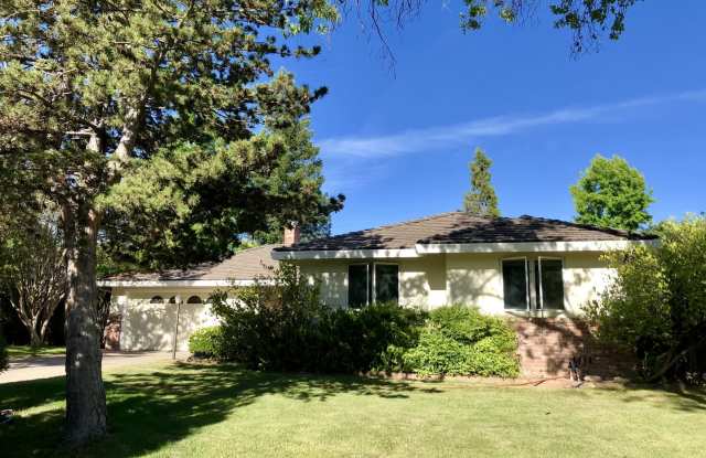Arden Park 3 Bedroom 1.5 Bath! photos photos