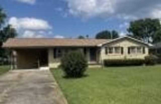 3420 Brady Lane Gallery 1