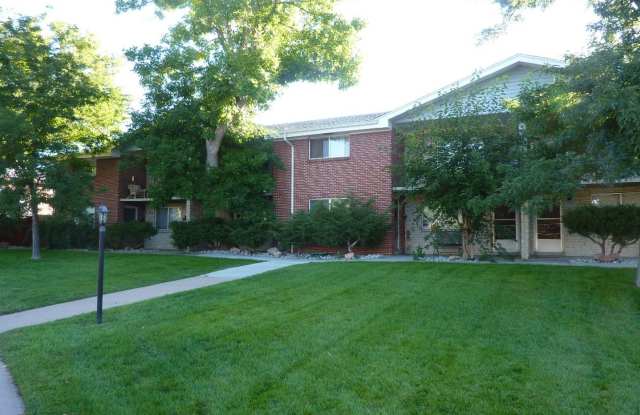 2 bed/1.5 bath town home with covered parking photos photos