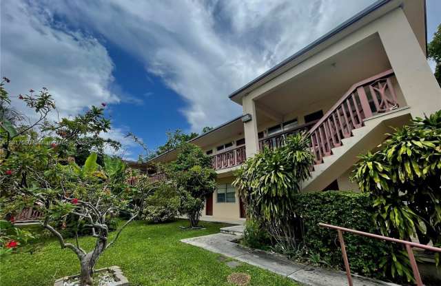 675 SW 7th Ave photos photos