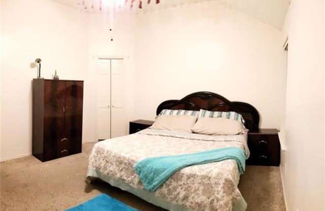 2212 Waterway Drive Gallery 4