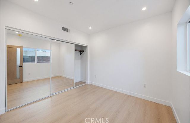 7702 Lasaine Avenue Gallery 2
