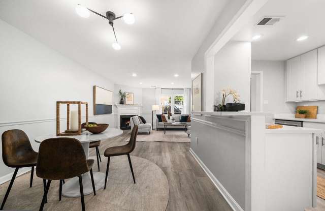1104 N Stafford St # 1 Gallery 1