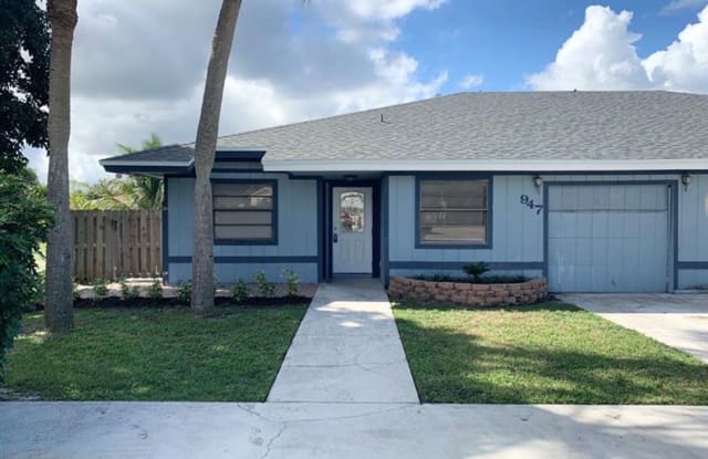 947 Country Wood Ct - 947 Country Wood Court, Wellington, FL 33414