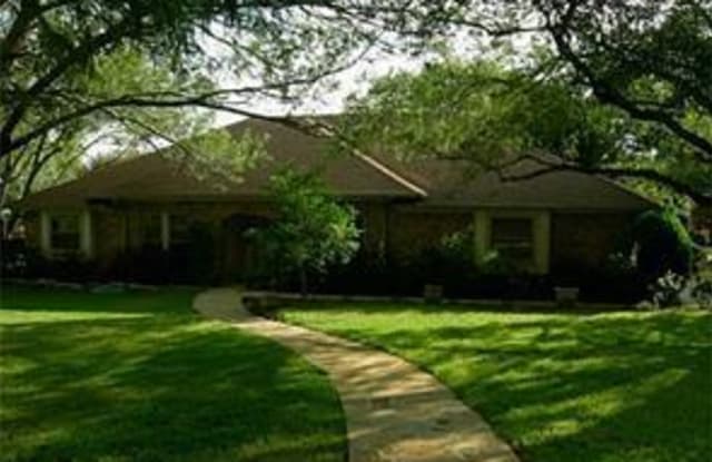 587 Shady Oaks Drive - 587 Shady Oaks Dr, Southlake, TX 76092