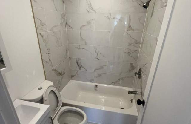 All Utilities INCLUDED - 6 Rooms for Rent - $450/mo -$800/mo photos photos