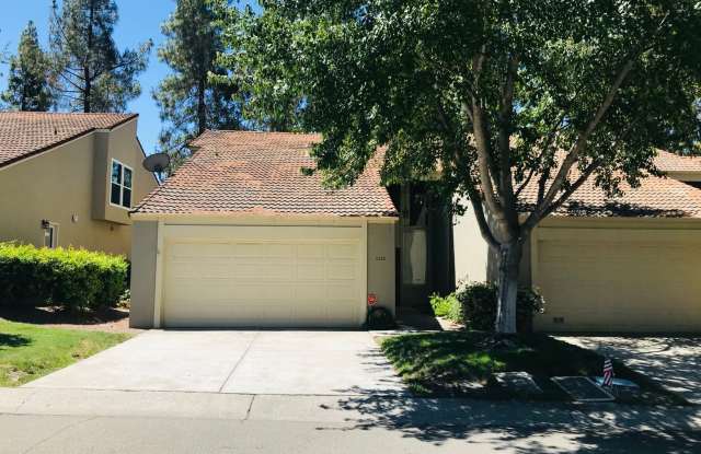 1312 Corte de Los Vecinos - 1312 Corte De Los Vecinos, Walnut Creek, CA 94598